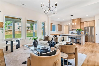 733 Azalea Ln, Versailles, KY 40383 - photo 6