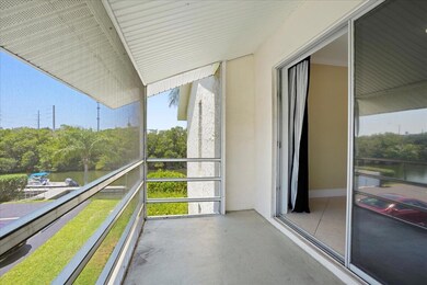 1845 Robalo Dr unit 201D, Vero Beach, FL 32960 - photo 6