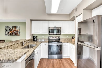 1250 Wildwood Lakes Blvd unit 305, Naples, FL 34104 - photo 4