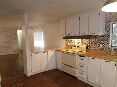 9566 Old Stage Rd unit 25, Central Point, OR 97502 - photo 6