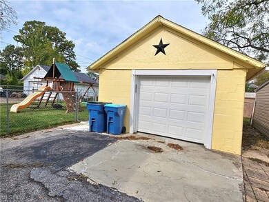 1853 E 36th St, Lorain, OH 44055 - photo 6