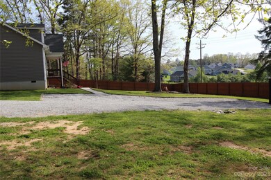 1416 N Allen Rd, Hendersonville, NC 28792 - photo 5