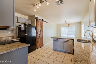 641 N Williams St, Chandler, AZ 85225 - photo 2