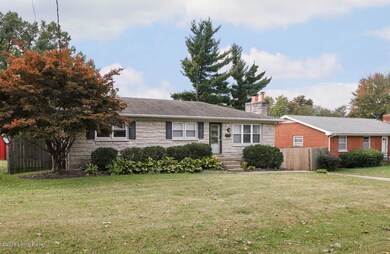 6208 Tiara Ct, Louisville, KY 40219 - photo 2