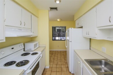 Bright and light kitchen with updated paint and ca