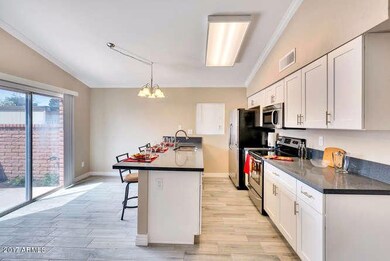 101 W Loma Vista Dr Tempe AZ-small-007-1