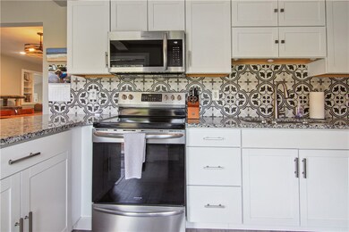 Appealing Tiled Backsplash