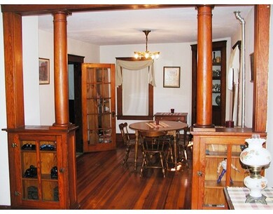 11 Hatfield St, Northampton, MA 01060 - photo 5