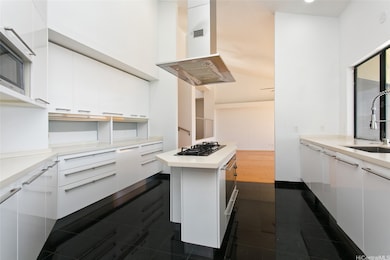 600 Kahiau Loop, Honolulu, HI 96821 - photo 5