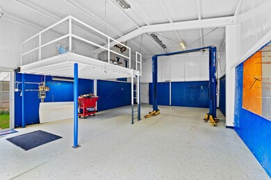 78 Lincolnshire Cir, Bedford, TX 76021 - photo 2