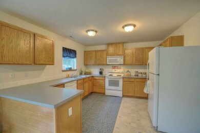 11216 212th St E, Graham, WA 98338 - photo 7