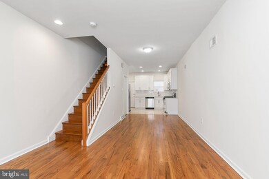 2049 Fernon St, Philadelphia, PA 19145 - photo 3