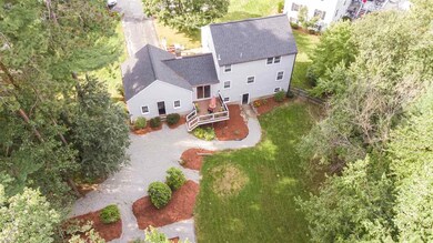 18 Clydesdale Cir, Nashua, NH 03062 - photo 5