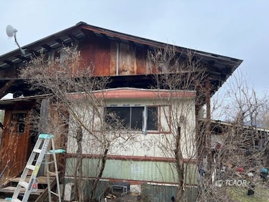 105 Center St, Hayfork, CA 96041 - photo 3