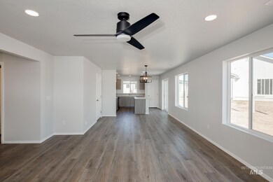 18248 N Trumpet Lily Ave, Nampa, ID 83687 - photo 7