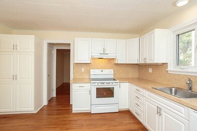 51 Wallace St, Somerville, MA 02144 - photo 2