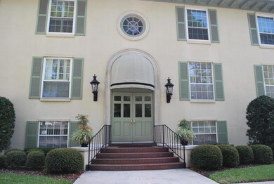 4300 Lakeside Dr unit 1, Jacksonville, FL 32210 - photo 2