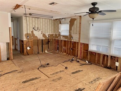 Kitchen-Dining Room Area