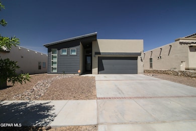 1025 Shields St, Horizon City, TX 79928 - photo 2