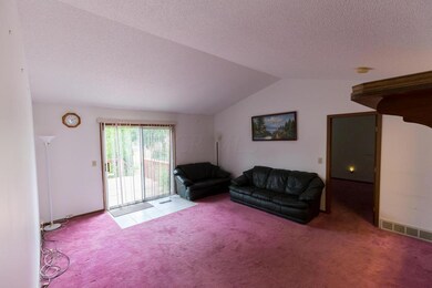 b-livingroom(1)