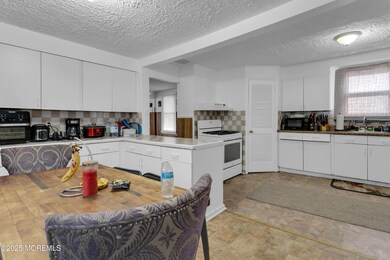 KITCHEN 269