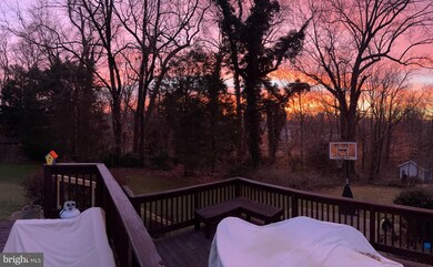 9211 Kristin Ln, Fairfax, VA 22032 - photo 4