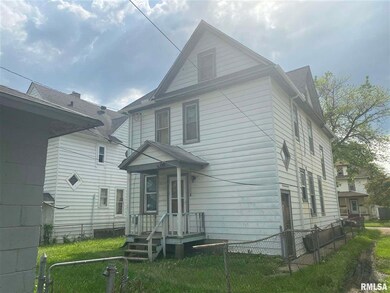 1213 14th St, Rock Island, IL 61201 - photo 4