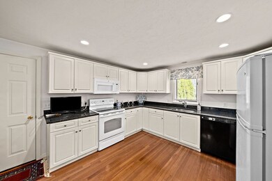 70 Trout Farm Ln, Duxbury, MA 02332 - photo 6