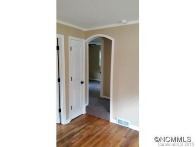 244 Rock Hill Rd, Asheville, NC 28803 - photo 6