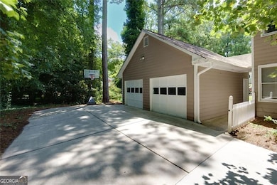 1200 Mitsy Forest Dr NE, Marietta, GA 30068 - photo 3