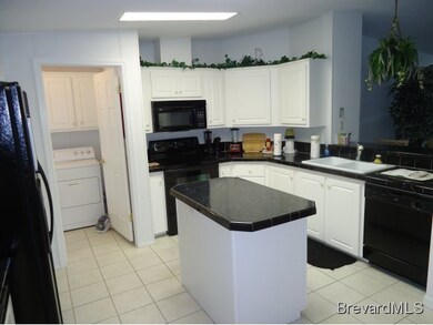 232 Scenic Dr unit 277, Cocoa, FL 32926 - photo 2