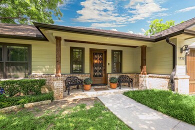 1725 Creek Dr, Houston, TX 77055 - photo 4