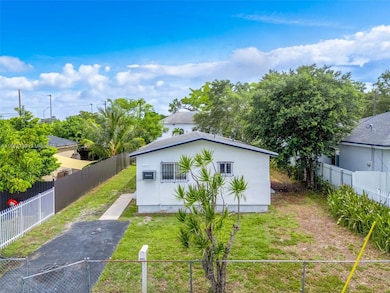 2135 NW 154th St, Opa Locka, FL 33054 - photo 3