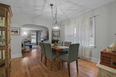 5242 Lindenwood Ave, Saint Louis, MO 63109 - photo 6