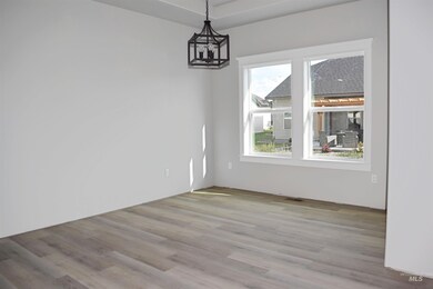 542 Clear Springs St, Burley, ID 83318 - photo 4