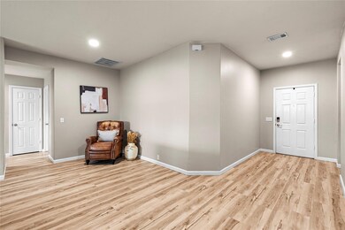 292 Spruce Dr, Kyle, TX 78640 - photo 7