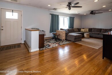 05_Living Room