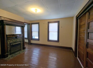 1220 Schlager St unit 1222, Scranton, PA 18504 - photo 4