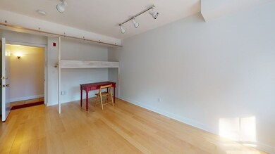 4 Arlington St unit 7, Cambridge, MA 02140 - photo 3