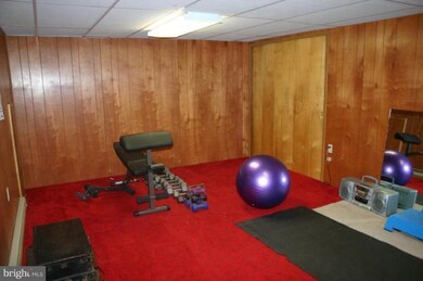 2952 Roosevelt Dr, Chambersburg, PA 17201 - photo 2