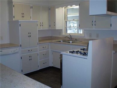 3019 E 6th St, Anderson, IN 46012 - photo 4