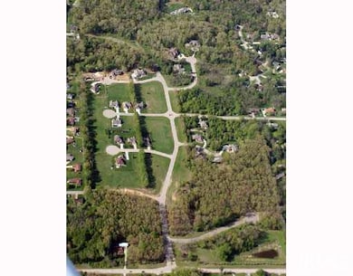 21722 Sandybrook Dr, South Bend, IN 46628 - photo 3