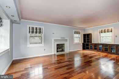 12409 Eastgate Ln, Laurel, MD 20708 - photo 3