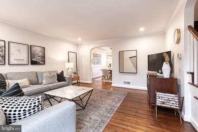 7218 Lanark Rd, Baltimore, MD 21212 - photo 2