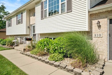 810 N Cline Ave, Griffith, IN 46319 - photo 3