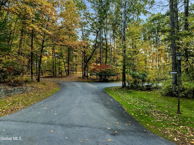 4 Autumn Ln, Saratoga Springs, NY 12866 - photo 6