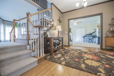 Foyer as you walk in.