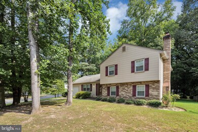 4291 Country Squire Ln, Fairfax, VA 22032 - photo 3