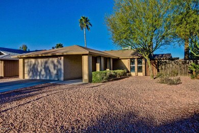 2010 N Comanche Dr, Chandler, AZ 85224 - photo 3