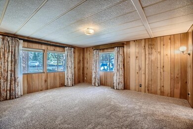 25 Primary Bedroom